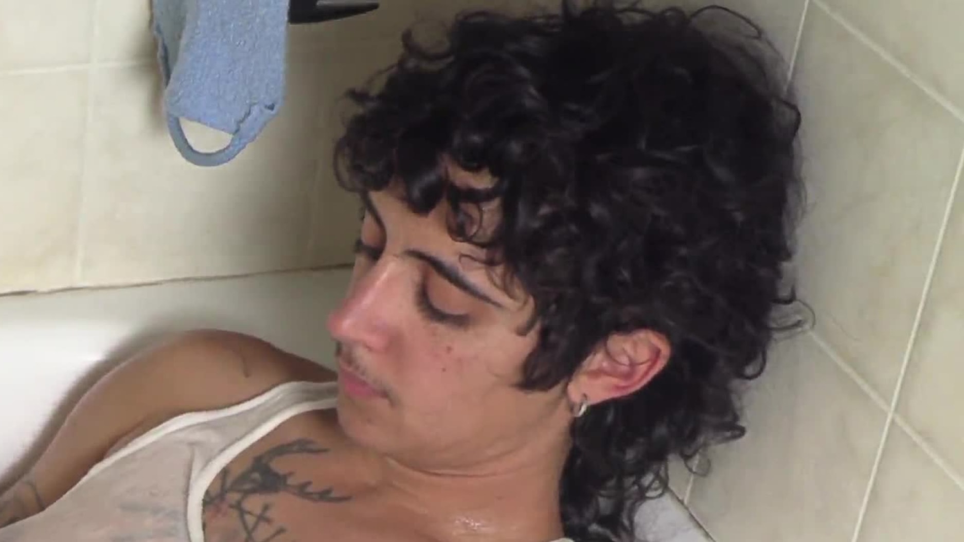 Super Hairy Wet Bush