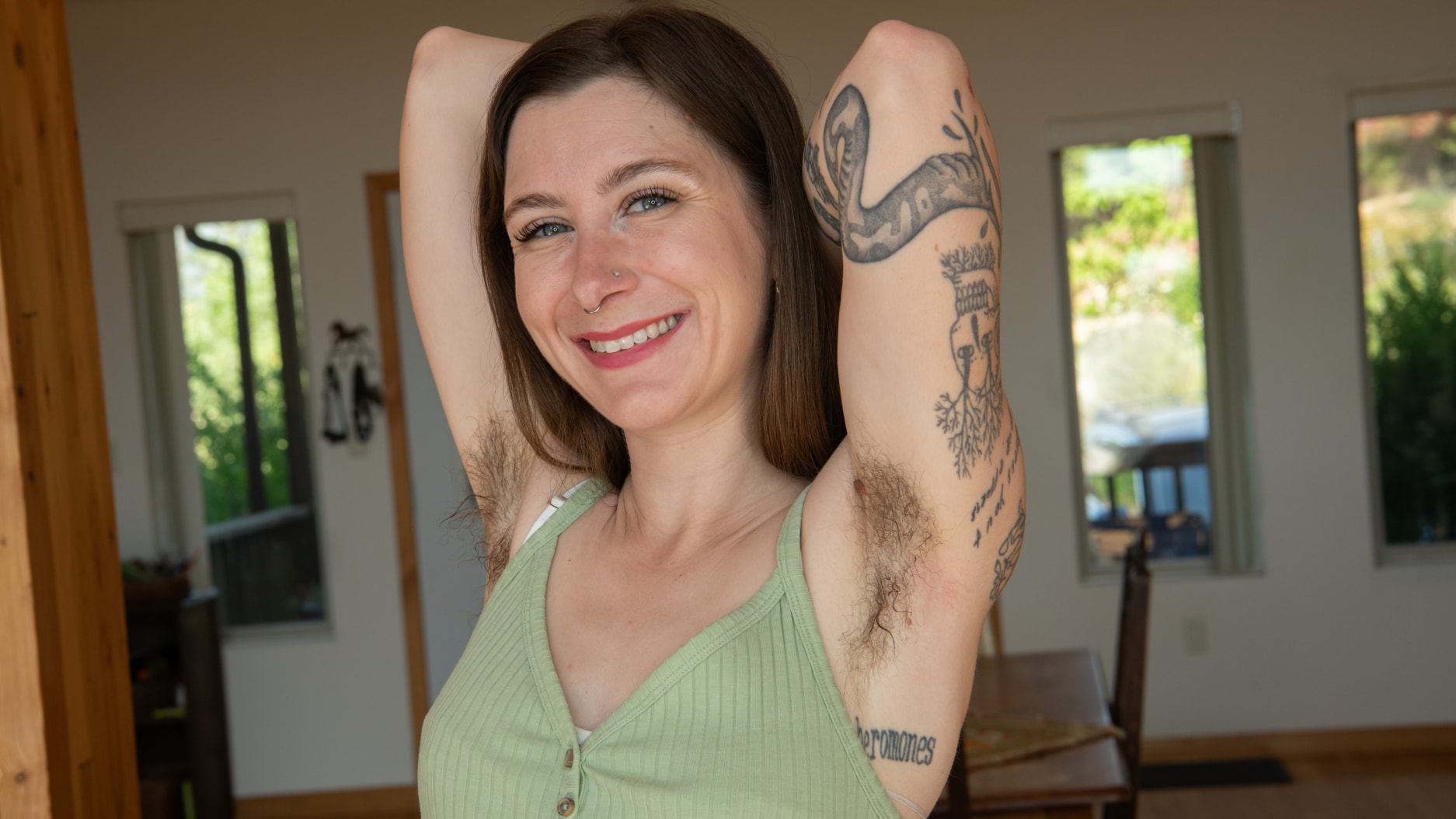 Lydia - Sweaty Hairy Pits