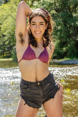 New Model! Olive Wren!