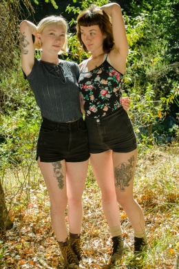 Real Life Lesbian Couple!